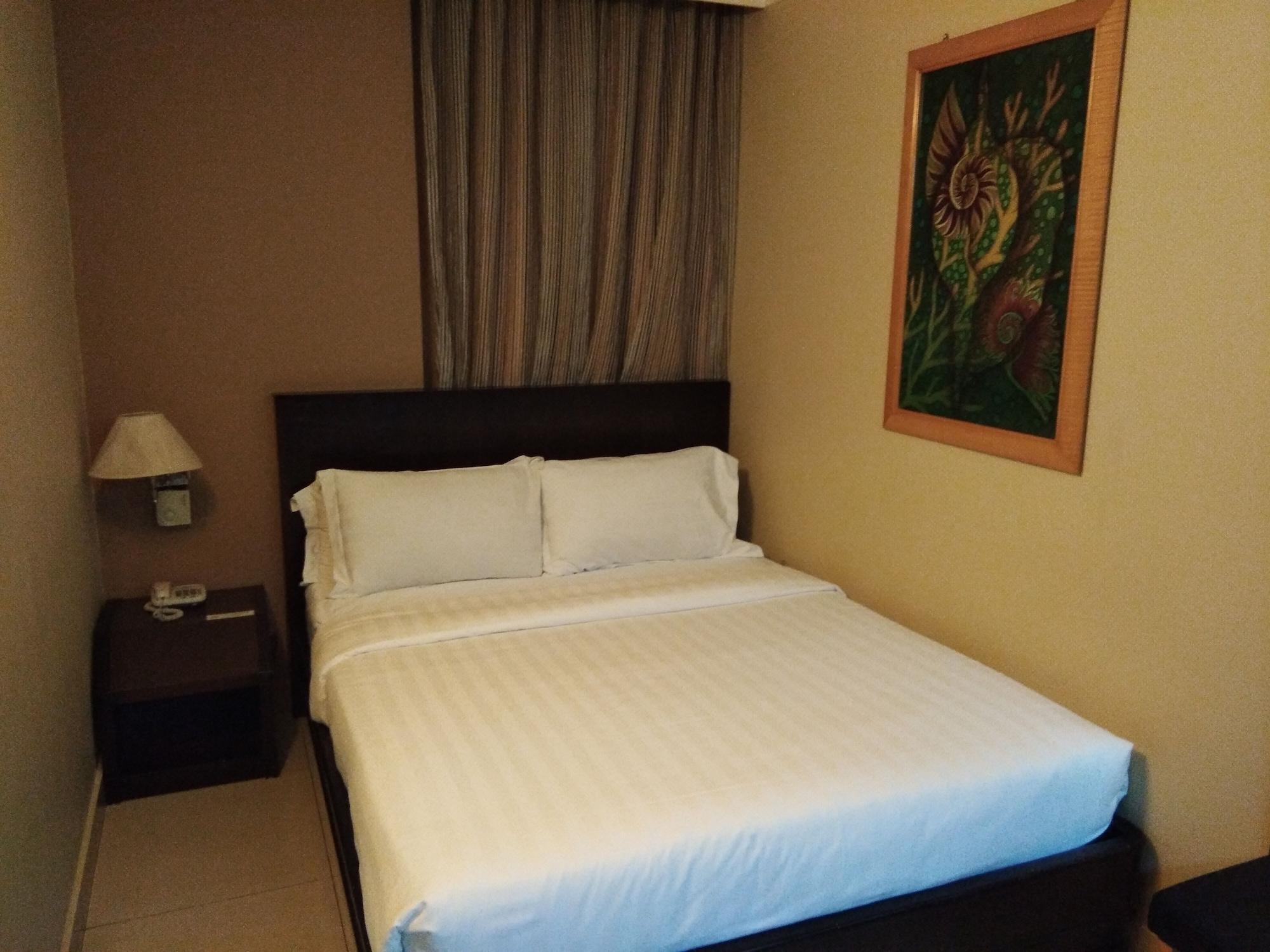 Hotel Kinabalu Daya 3*