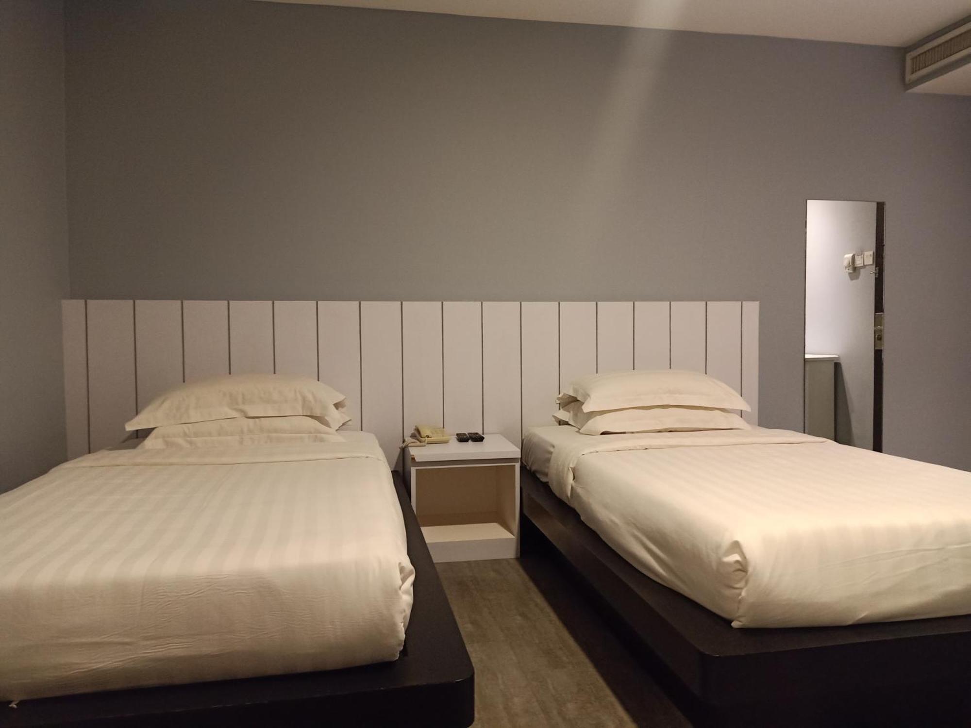 Hotel Kinabalu Daya 3*